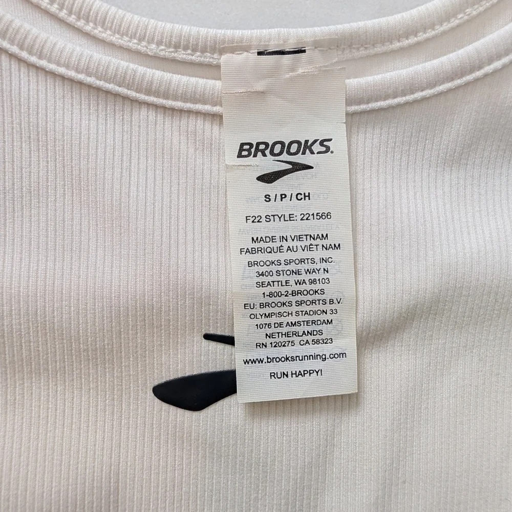 Brooks Women's Run Visible Athletic Tank Top - Picture 5 of 5